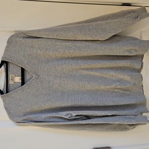 L.L. Bean Men’s Gray V-Neck Cotton Cashmere Sweater Size XL‎